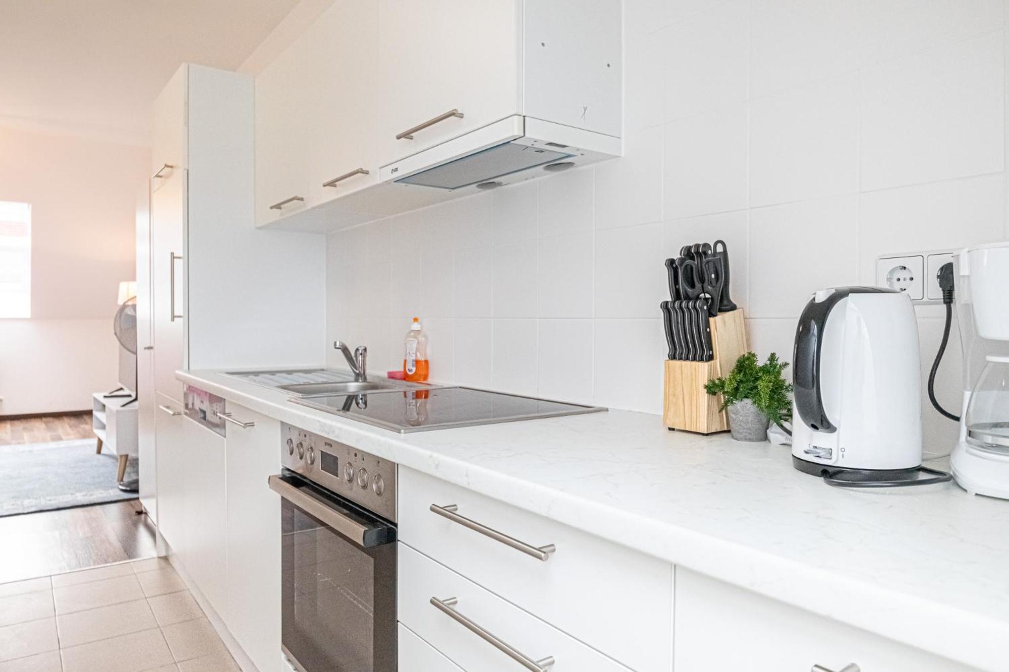 וינה Airy Attic Apt.: Stylish Studio At Penzing Area מראה חיצוני תמונה