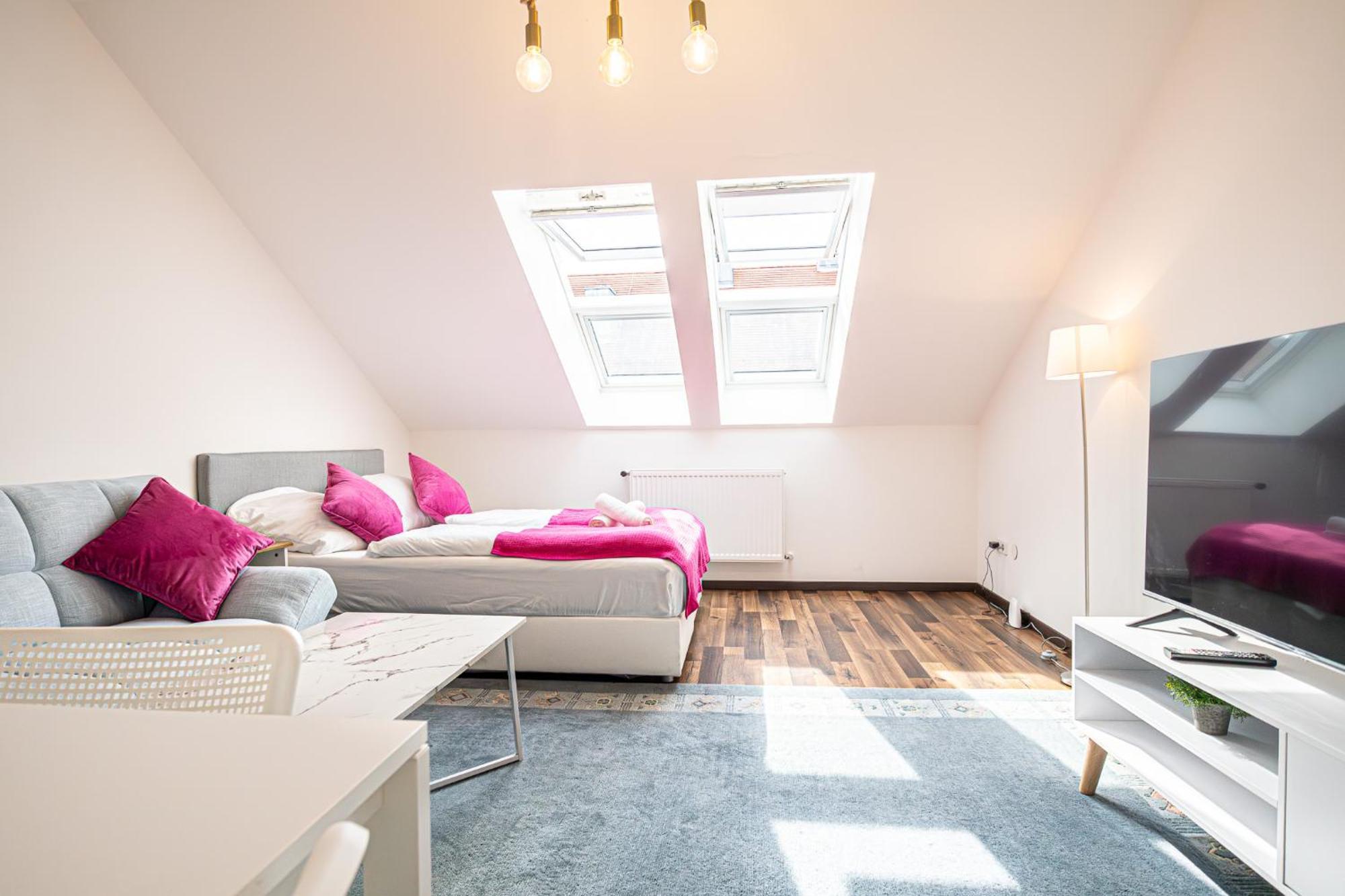 וינה Airy Attic Apt.: Stylish Studio At Penzing Area מראה חיצוני תמונה